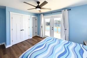 3 室のベッドルーム、デスク、アイロン / アイロン台、WiFi (無料)