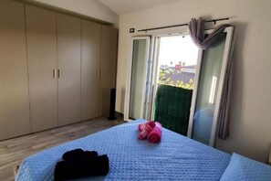 1 makuuhuone, silitysrauta/-lauta, vauvan matkasänky, ilmainen Wi-Fi