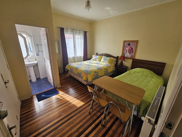 Family Triple Room | Premium bedding, desk, laptop workspace, bed sheets