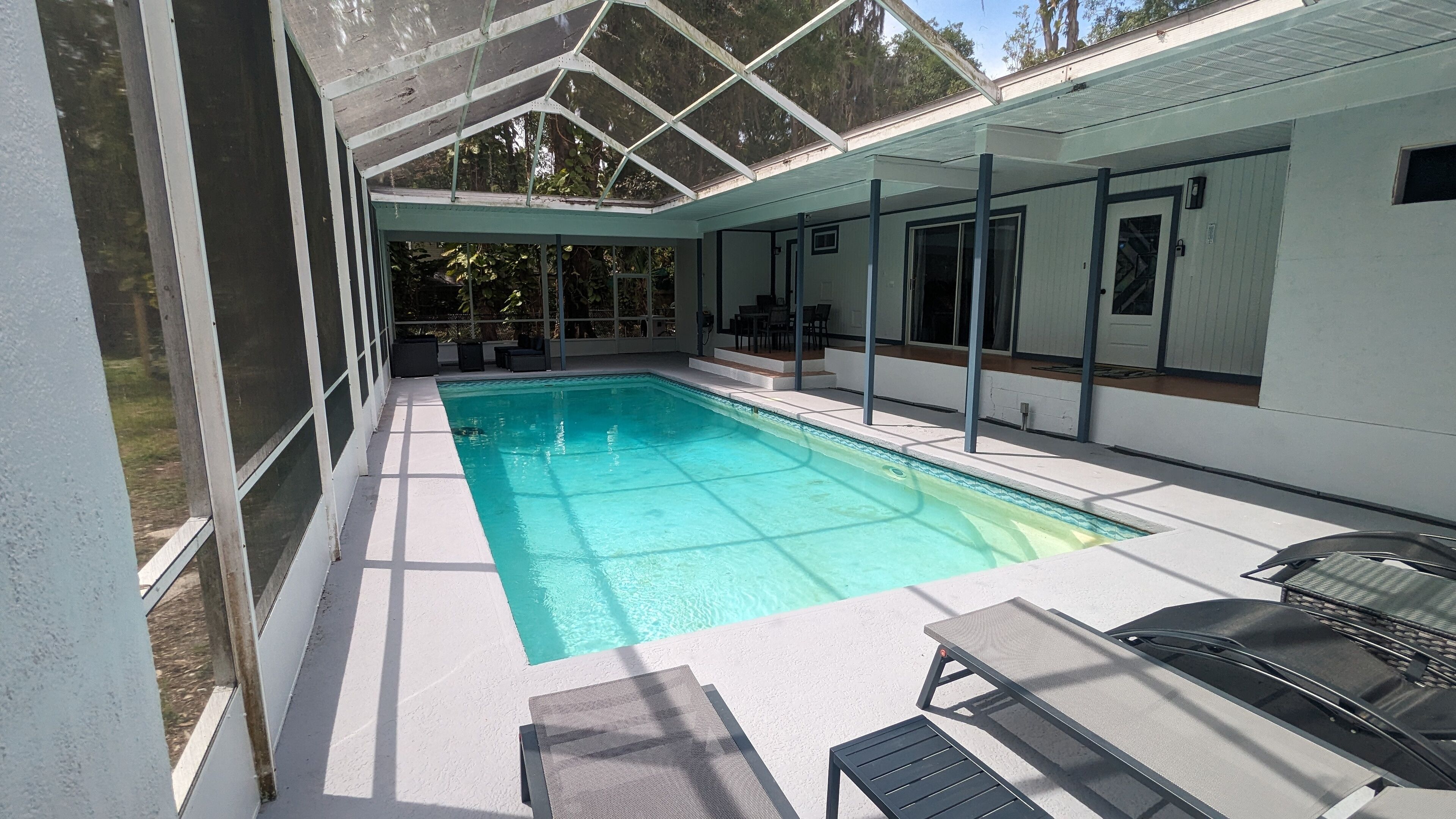 !HUGE HEATED POOL/LANAI HOUSE-CORN HOLE-NEAR LAKE/RESTAURANTS/SHOPS/PARK/MUSEUM!