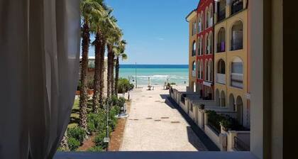P024 - Porto Recanati, new three-room apartment facing the sea