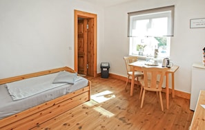 1 bedroom, travel crib, free WiFi, bed sheets