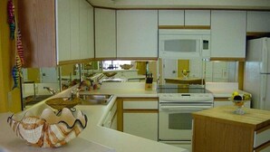 Apartment | Eigene Küche | Kühlschrank, Mikrowelle, Reiskocher, Kochgeschirr/Geschirr/Besteck
