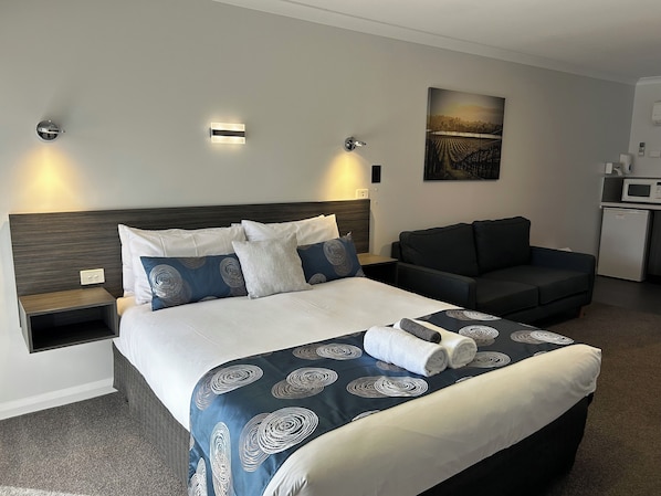 Superior Room, 1 Queen Bed