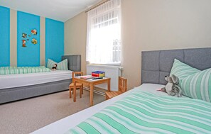 2 bedrooms, free WiFi