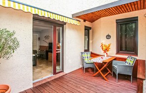 Outdoor dining - Ferienwohnung Waren (Müritz) (Waren (Müritz))
