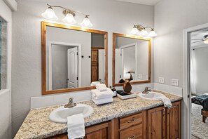 House | Bathroom