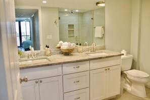 Shower, hair dryer, towels, toilet paper - Private Beach Access Condo - Vanderbilt Beach (Naples)