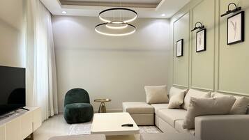 Design Apartment, 2 Bedrooms | Living area