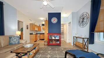 Smart TV, reproductor de DVD, libros y estéreo