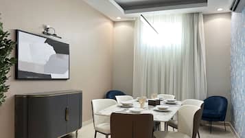 Design Apartment, 3 Bedrooms | Living area