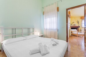 3 chambres, Wi-Fi, literie fournie