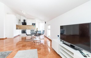 Interior - Awesome apartment in Okrug Gornji (Okrug Gornji)