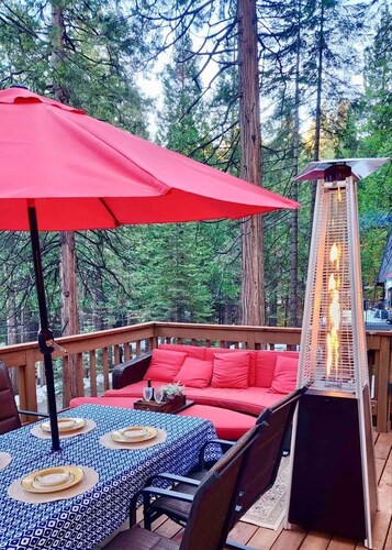 Lilac Cabin Family-Friendly with Highspeed Wi-Fi Close to Downtown Arnold