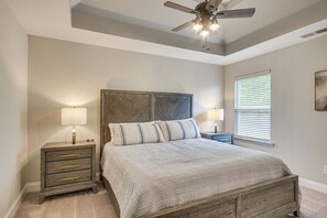 4 bedrooms, iron/ironing board, WiFi, bed sheets - Spacious Aiken Home ~ 8 Mi to Downtown! (Aiken)