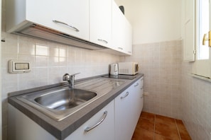 Microwave, stovetop