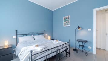 1 chambre, fer et planche Ă repasser, Wi-Fi, draps fournis