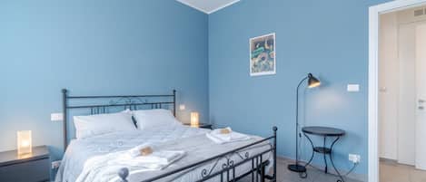 1 chambre, fer et planche Ă repasser, Wi-Fi, literie fournie