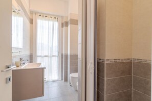 Uklassifisert bilde, 5 av 19, knapp