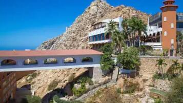 Condo de lujo | Vista al resort