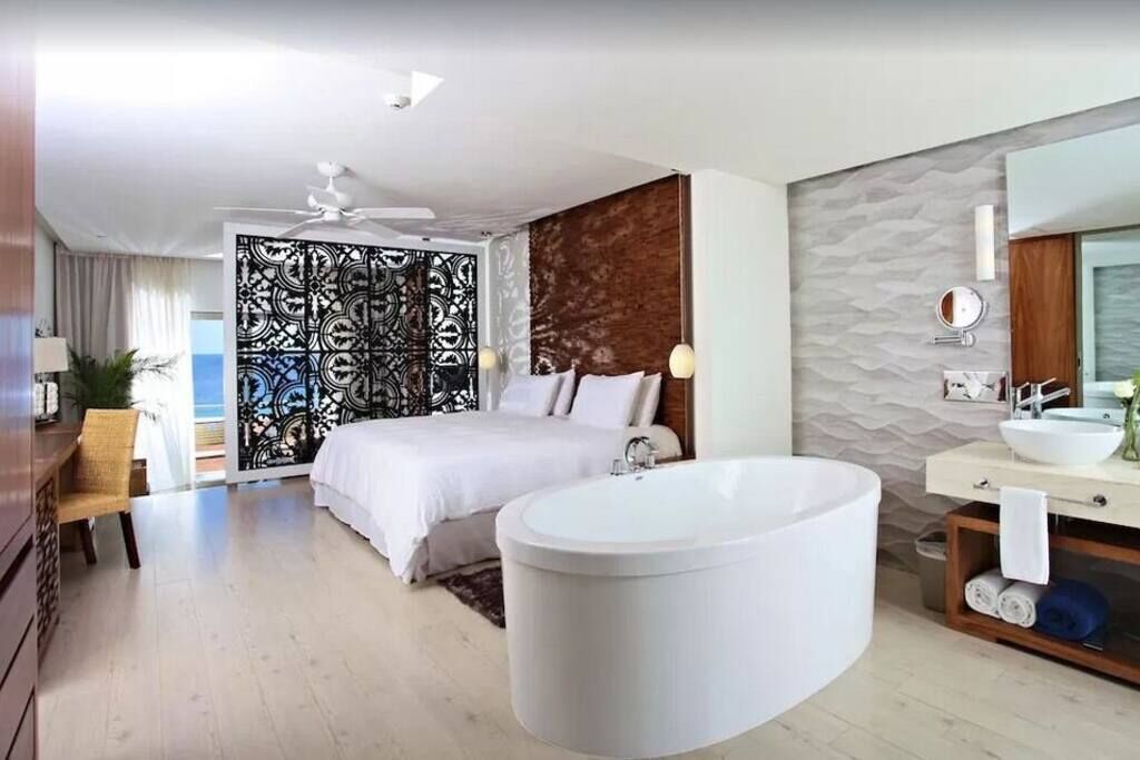 Luxury Condo | Resort view