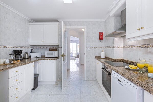 Fridge, microwave, oven, dishwasher