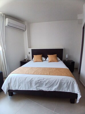 Memory-foam beds, in-room safe, individually decorated - 306 Moderno Aparta-Suite en Versalles Tipo Loft - Cali Tower Suites & Lofts (Cali)