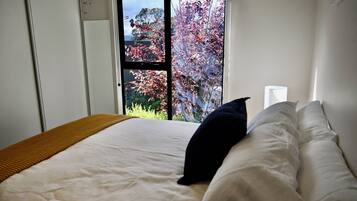 2 bedrooms, desk, iron/ironing board, travel cot