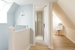 Imagen sin descripción, 3 de 32, botón