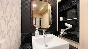 Hair dryer, towels