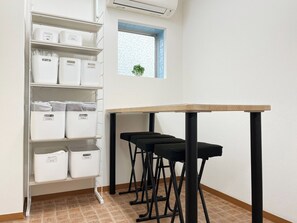 Dining - 1F 3 minutes walk from the station Good access to tourist spots and the airport / Adach Tokyo (Adach)