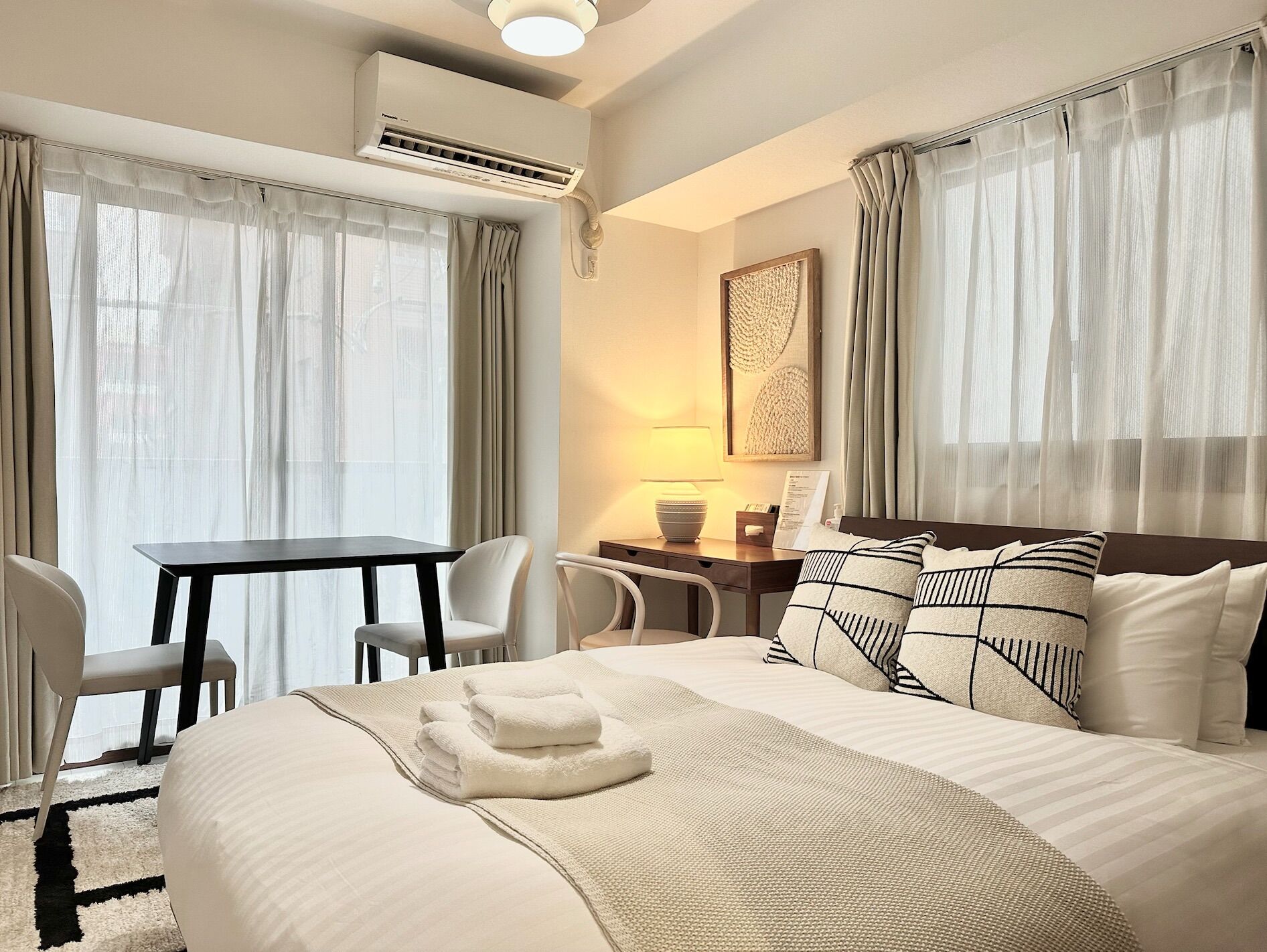 1 bedroom, internet, bed sheets