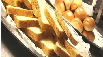 Petit déjeuner compris
