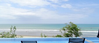 Sumérgete en la Serenidad: Tu Refugio de Ensueño en la Playa