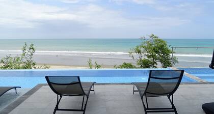 Sumérgete en la Serenidad: Tu Refugio de Ensueño en la Playa