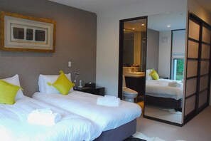 4 Schlafzimmer, Schreibtisch, kostenloses WLAN, Bettwäsche