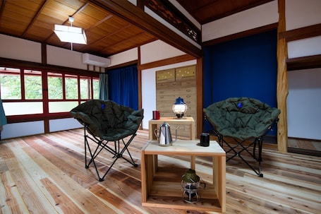 Interior. Camping style inn Ohruri / Taki District Mie