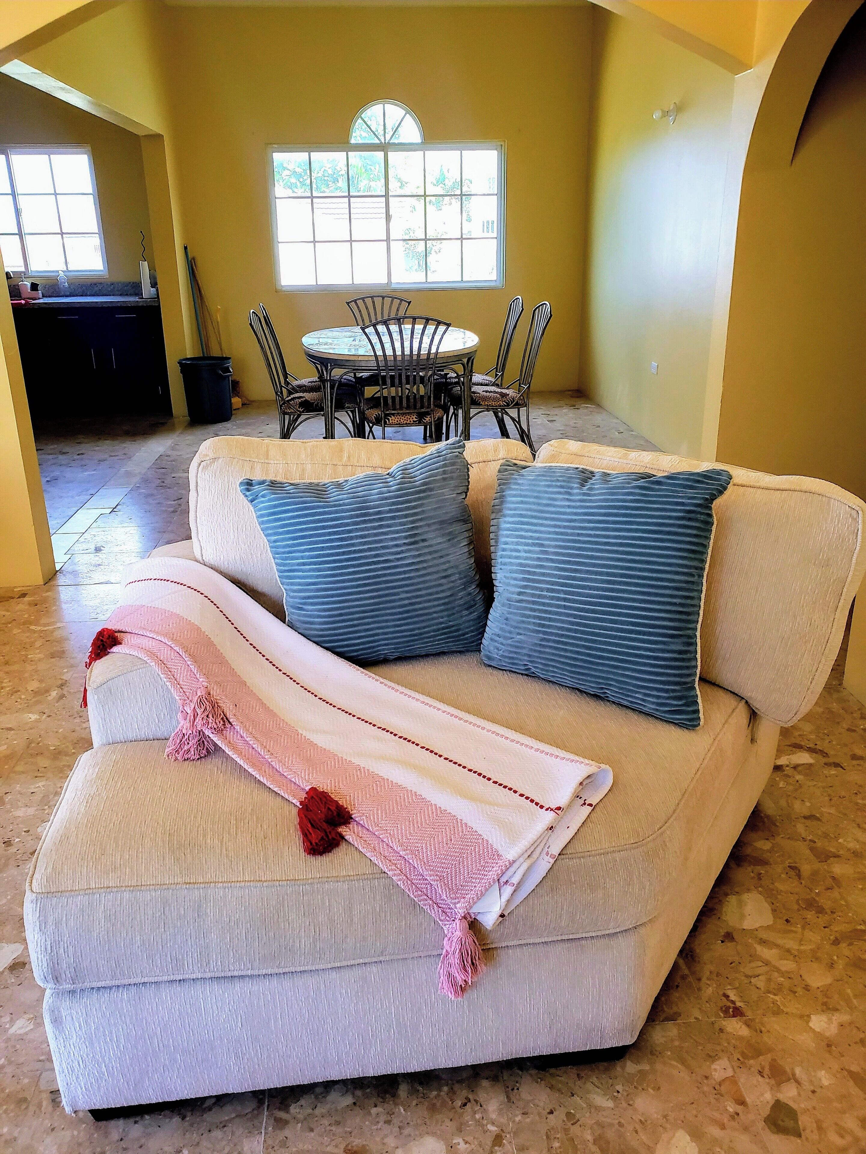 32-inch flat-screen TV with digital channels, TV