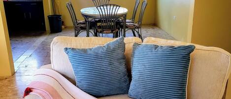 32-inch flat-screen TV with digital channels, TV