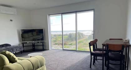 Seaview's New 2 Bedrooms House