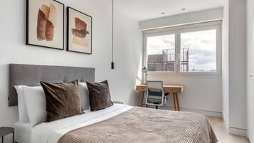 2 slaapkamers, een strijkplank/strijkijzer, wifi, beddengoed