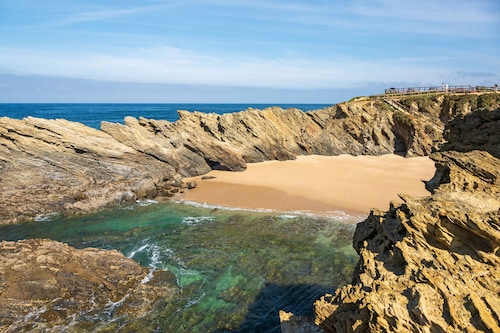 Villa 'Kethellen' avec vue sur la mer, terrasse privée et Wi-Fi