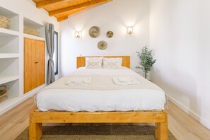 2 chambres, fer et planche à repasser, Wi-Fi gratuit, draps fournis