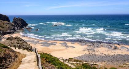 Ferienhaus 'Esteva Country House' mit Bergblick, WLAN und Klimaanlage