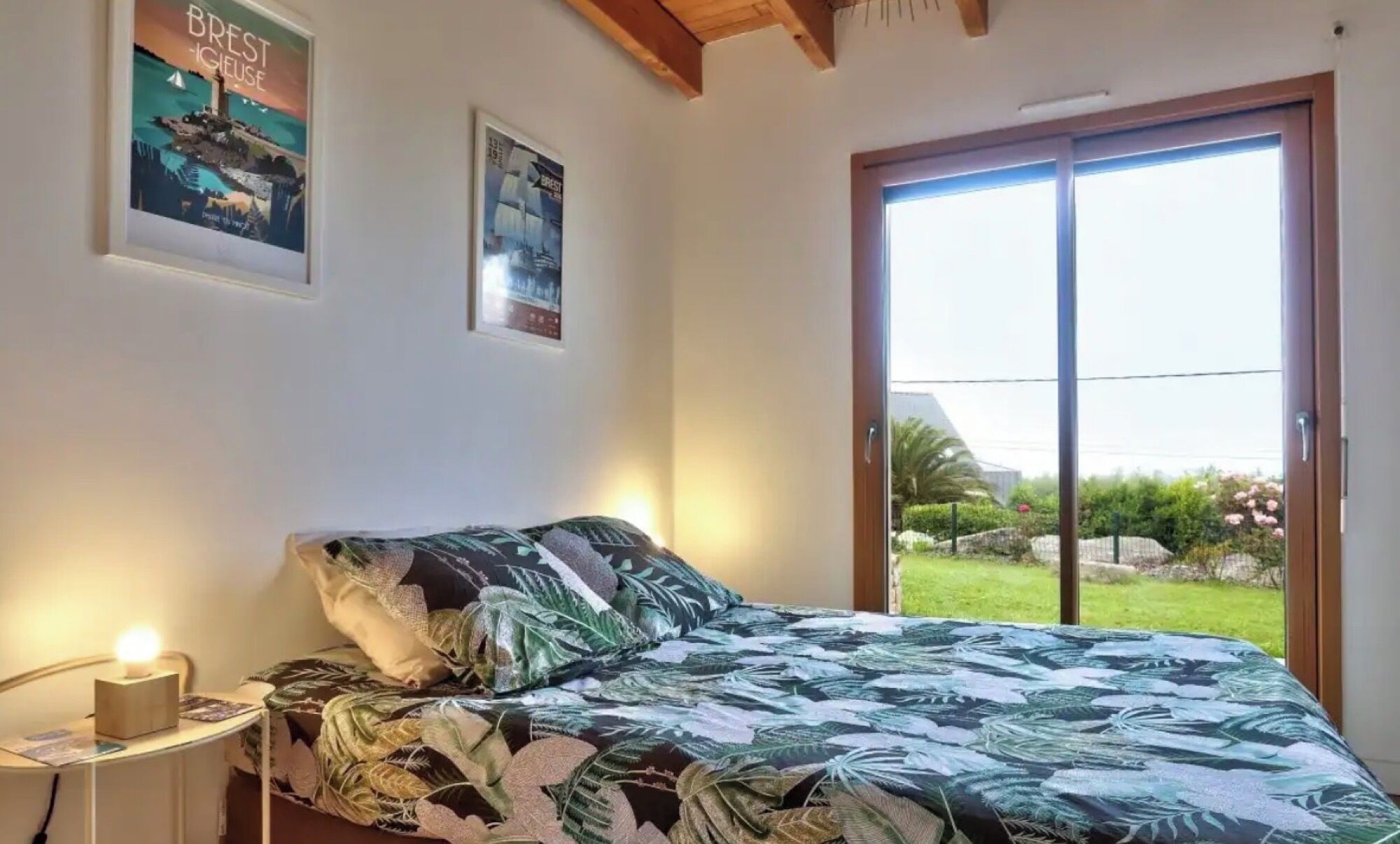 5 habitaciones, wifi gratis y ropa de cama 