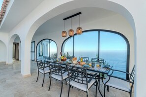 Dining - Vacation Home 'Karat Sound Of The Sea' with Sea View, Wi-Fi and Air Conditioning (El sauzal)