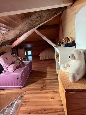 3 habitaciones, tabla de planchar con plancha y wifi gratis 