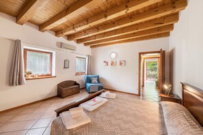 1 habitación, wifi gratis y ropa de cama 