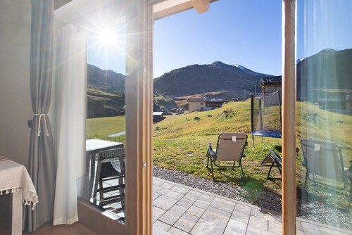 Apartment 'Vallaccia' with Mountain View, Shared Garden and Wi-Fi