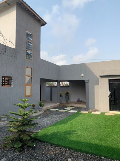 Brand New Luxurious Villa in Lome Be Kpota